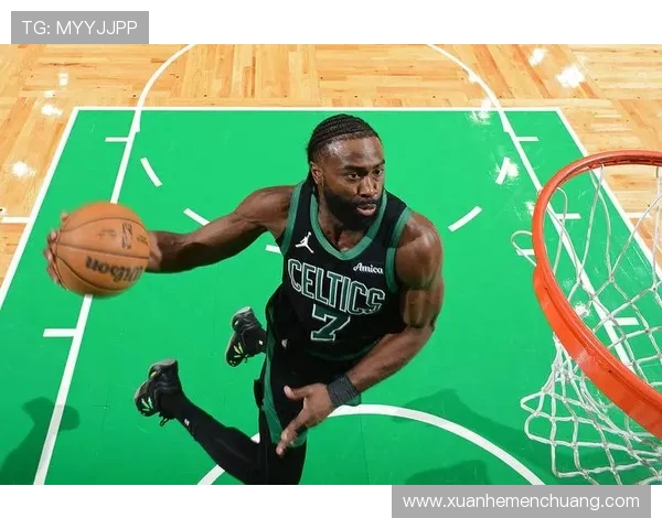 波士顿凯尔特人鏖战劲敌巅峰对决点燃新赛季篮球激情