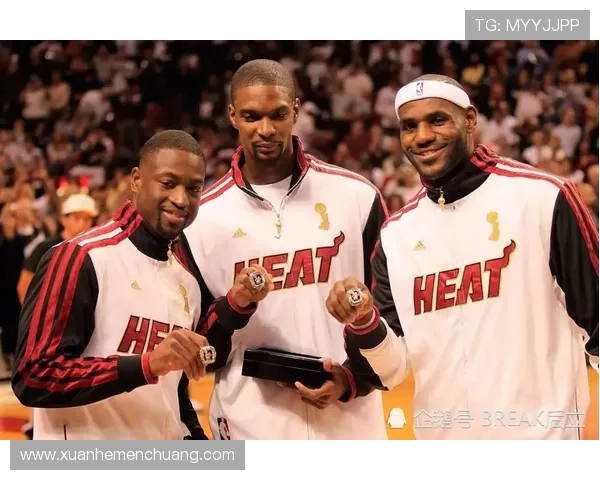 多诺万米切尔带领球队奋勇争先展现篮球天赋与领导力